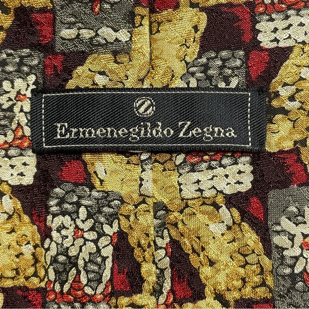 Ermenegildo Zegna Silk Daisy Geometric Luxury Professional Old Money Tie